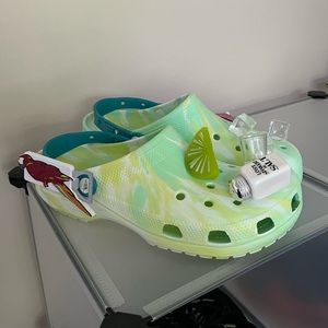 CROCS X Margaritaville Size 10 men’s 12 women’s NWT